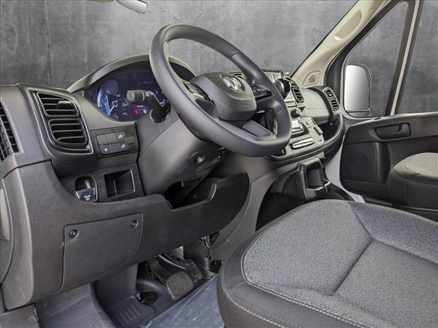 2025 Ram ProMaster 1500 Tradesman photo 3
