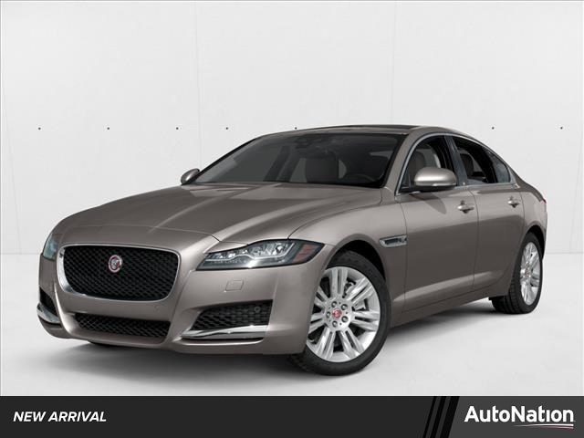 2016 Jaguar XF 35t Premium's photo