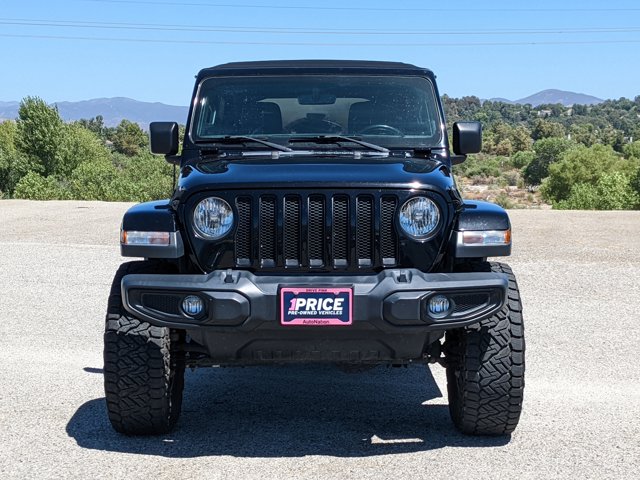 Used 2018 Jeep All-New Wrangler Unlimited Sahara with VIN 1C4HJXEG1JW329769 for sale in Valencia, CA