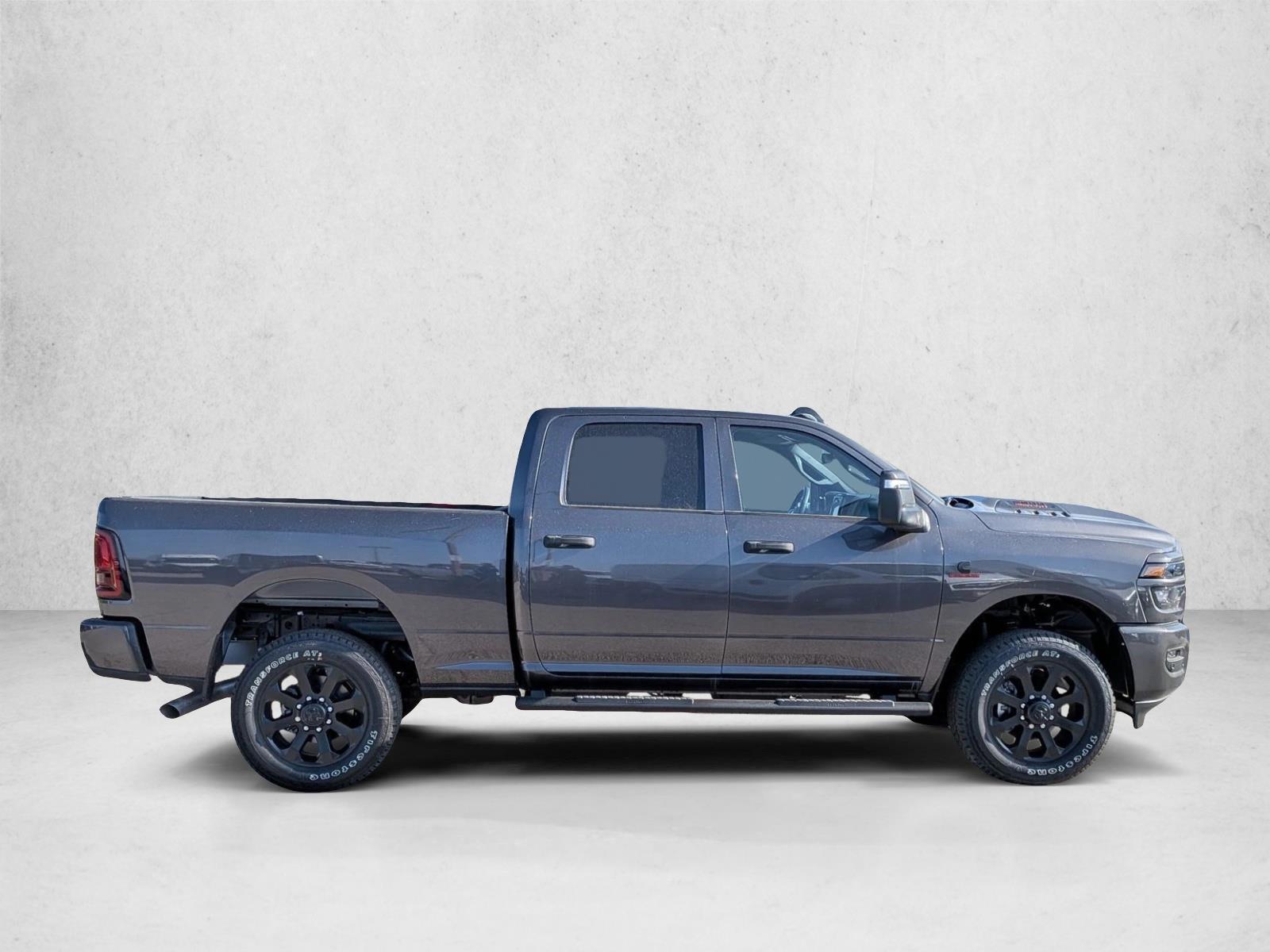 2026 RAM 2500 Tradesman/Black Express - Photo 10