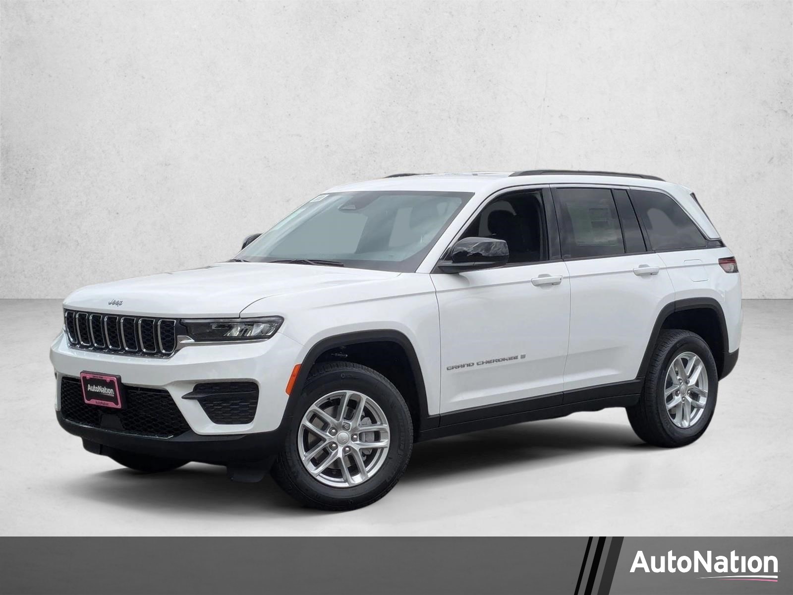 2026 Jeep Grand Cherokee Laredo SUV