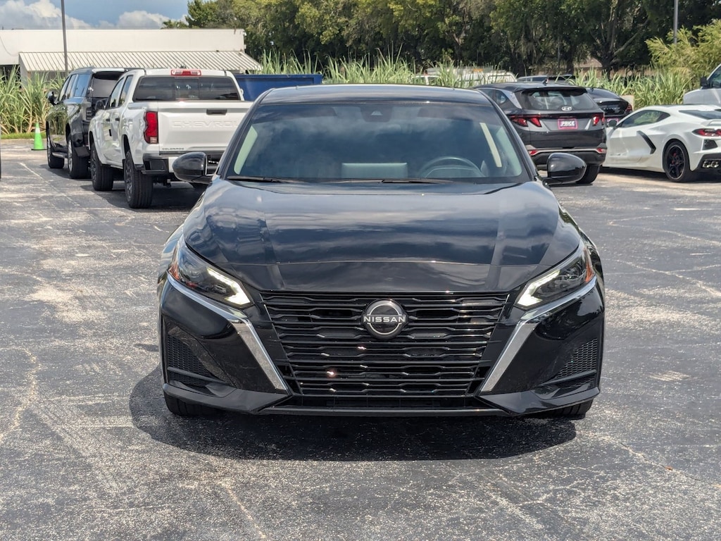 Used 2024 Nissan Altima 2.5 SV Sedan