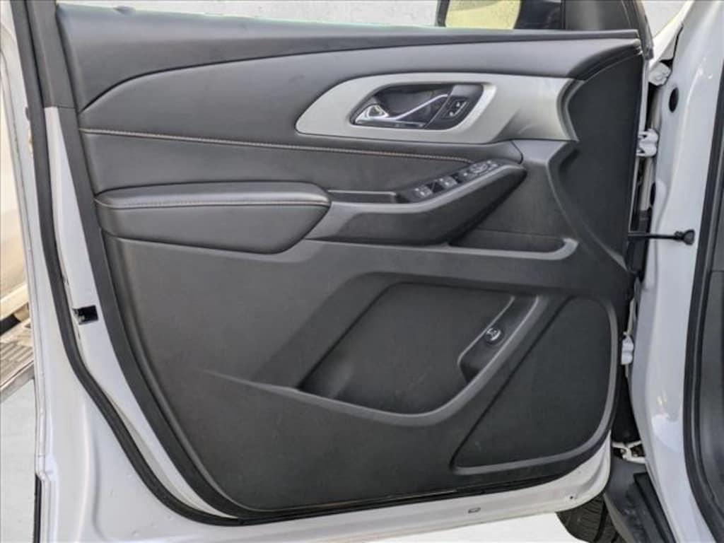 Used 2020 Chevrolet Traverse LT Leather SUV