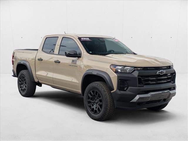 2024 Chevrolet Colorado Trail Boss photo 3