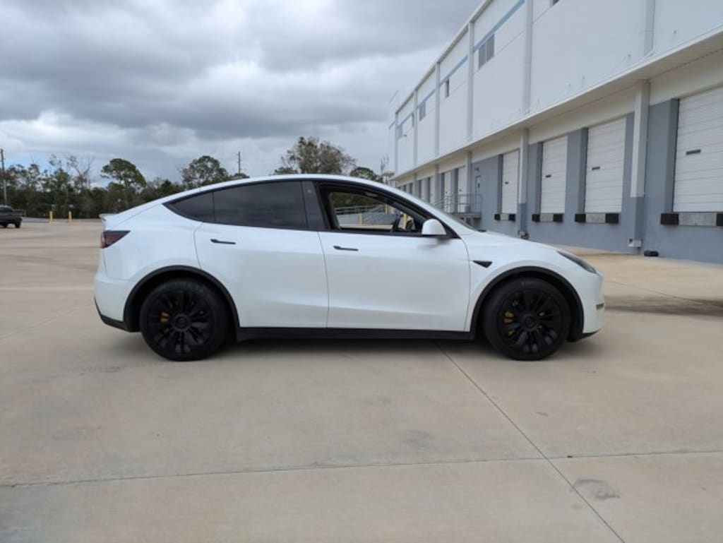 Used 2021 Tesla Model Y Long Range SUV