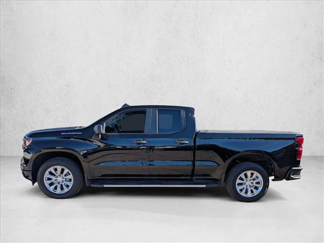 2024 Chevrolet Silverado 1500 Custom photo 2