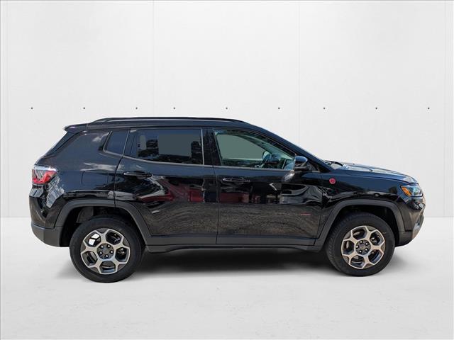 2022 Jeep Compass Trailhawk photo 3