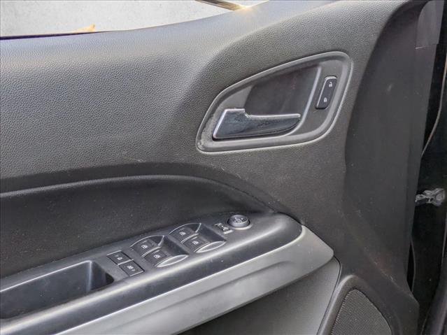 2015 Chevrolet Colorado LT photo 3