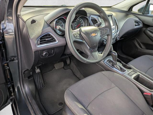 2018 Chevrolet Cruze LT photo 3