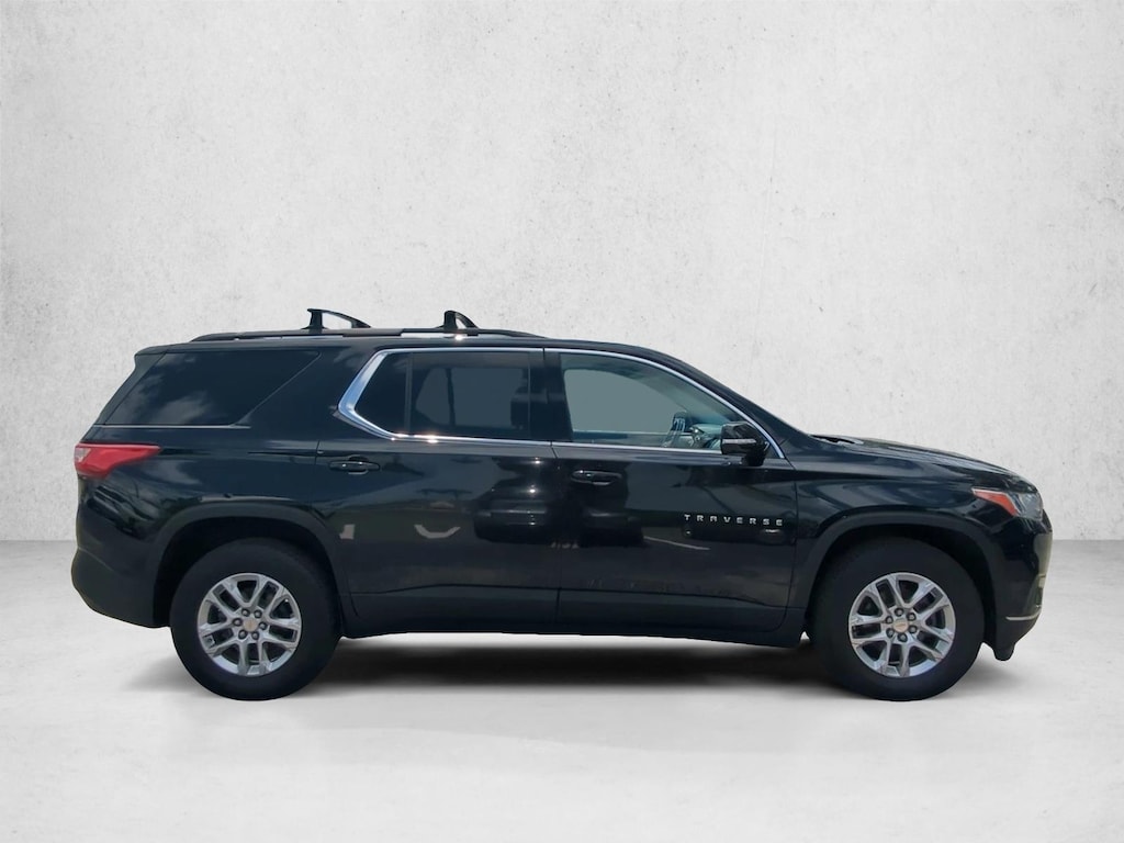 Used 2019 Chevrolet Traverse LT Cloth SUV