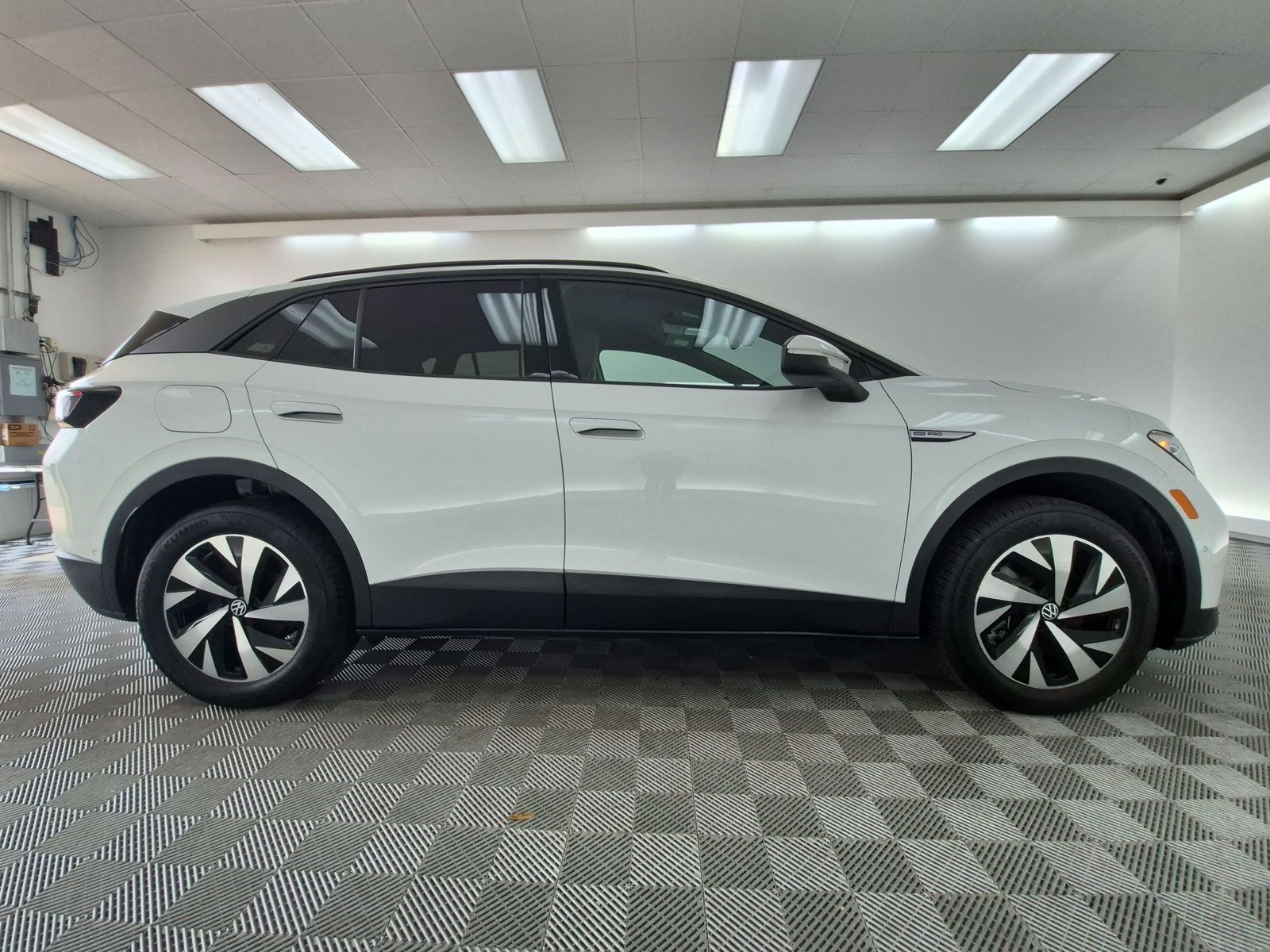 Used 2023 Volkswagen ID.4 Pro SUV