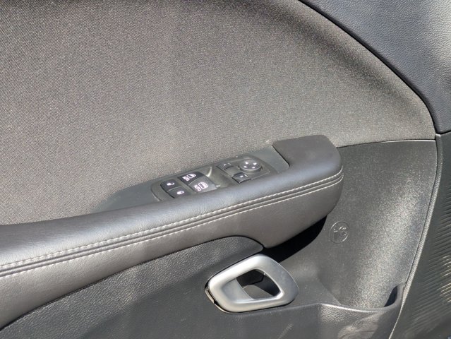 2018 Dodge Challenger SXT photo 3