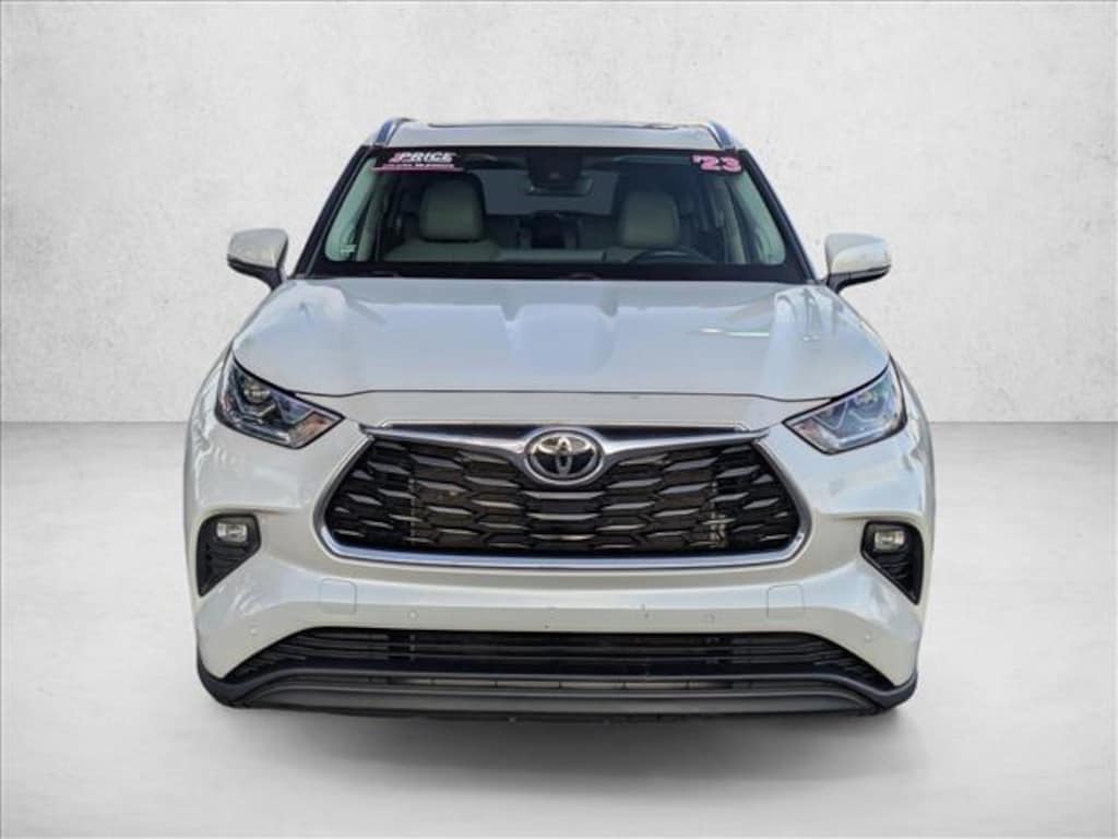 Used 2023 Toyota Highlander Limited SUV