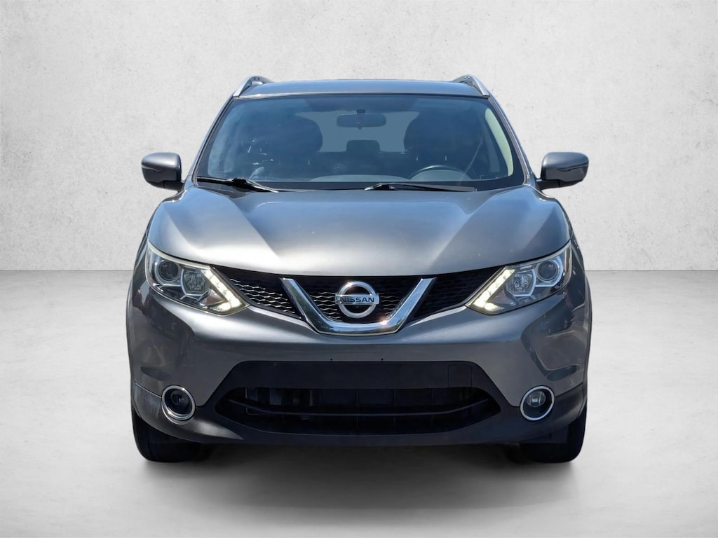 Used 2018 Nissan Rogue Sport SV SUV