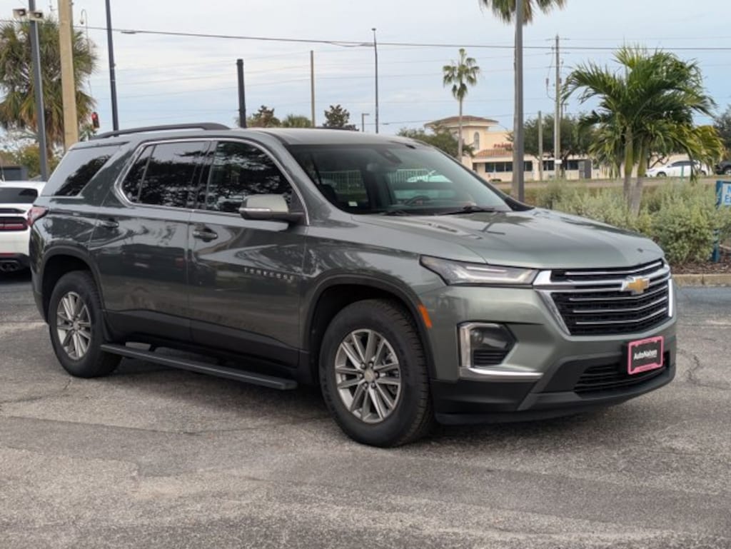 Used 2023 Chevrolet Traverse LT Cloth SUV