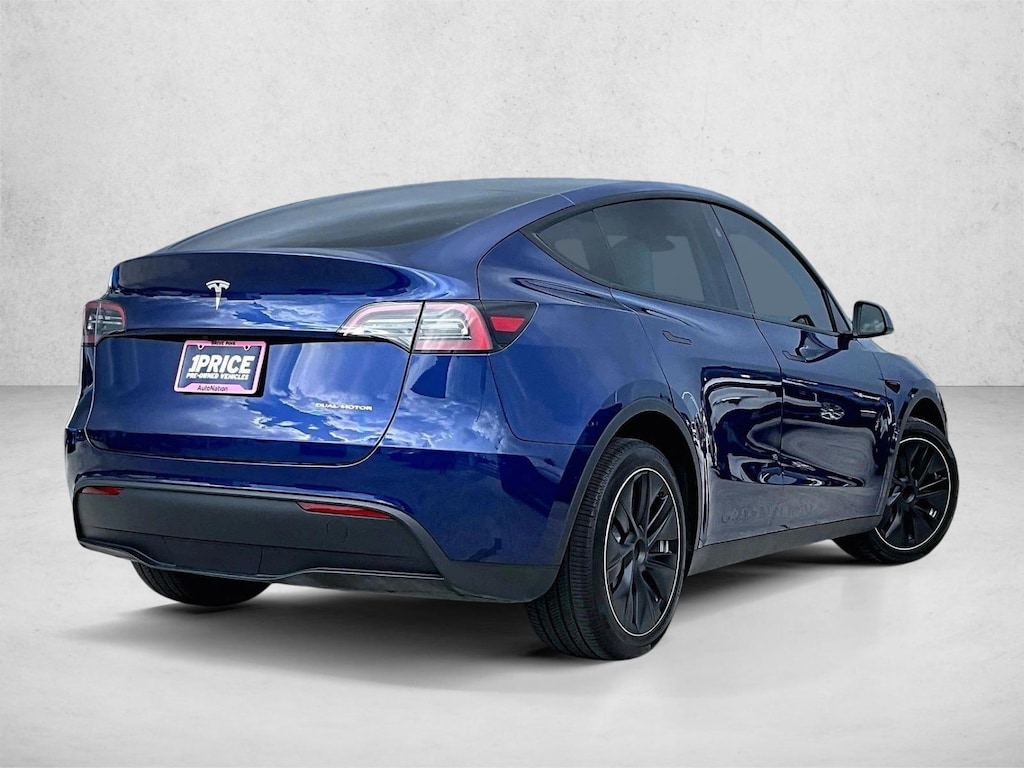 Used 2024 Tesla Model Y Long Range SUV