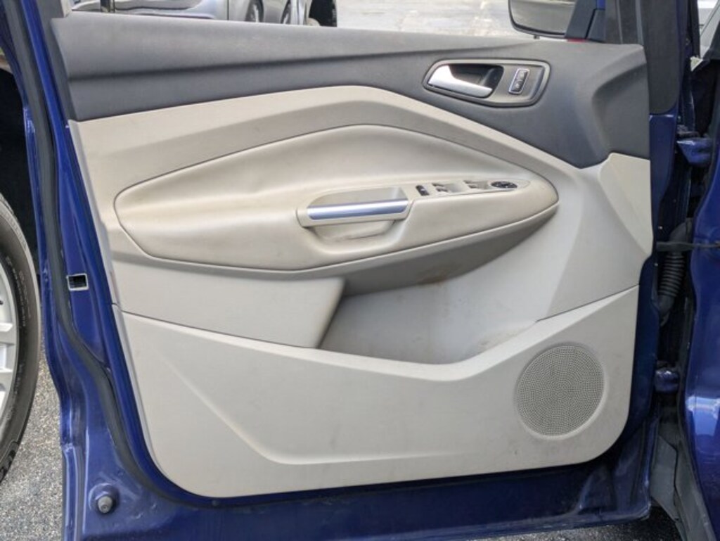 Used 2016 Ford Escape SE SUV