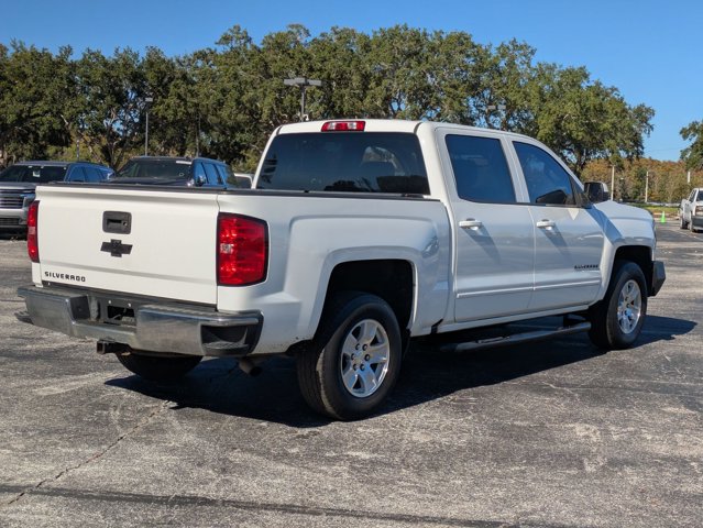 2017 Chevrolet Silverado 1500 LT photo 3