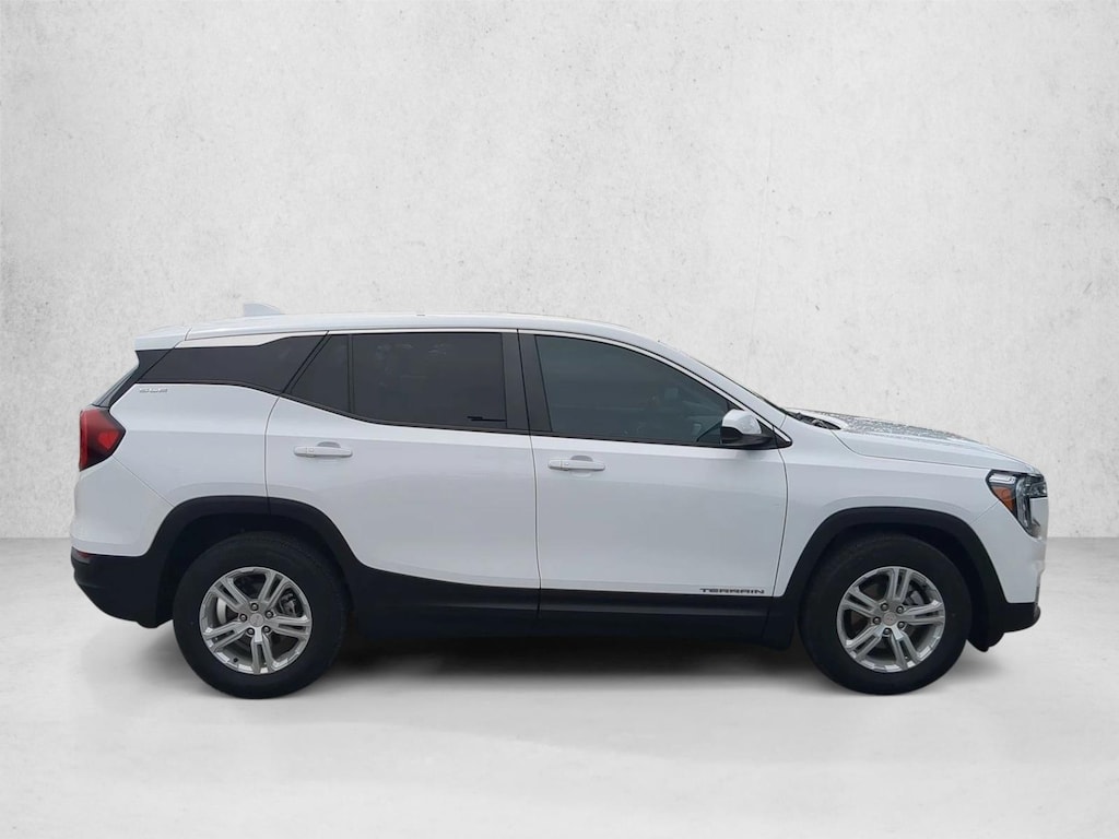 Used 2023 GMC Terrain SLE SUV