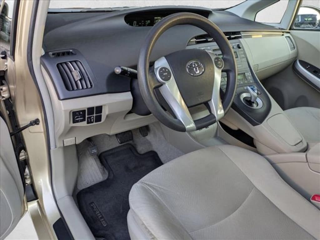 Used 2010 Toyota Prius II Hatchback