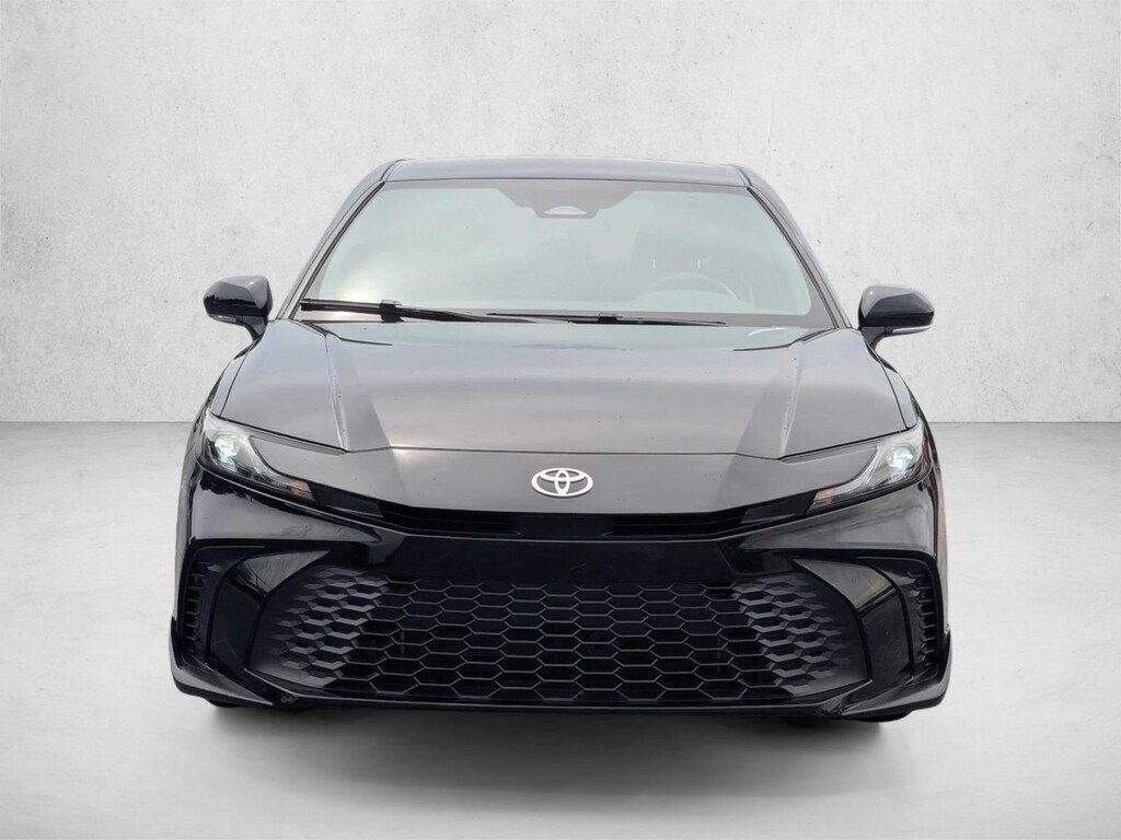 Used 2025 Toyota Camry SE Sedan