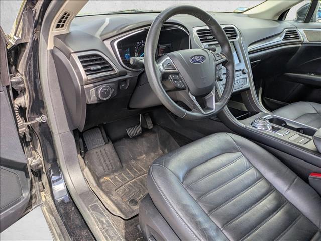2018 Ford Fusion SE photo 4