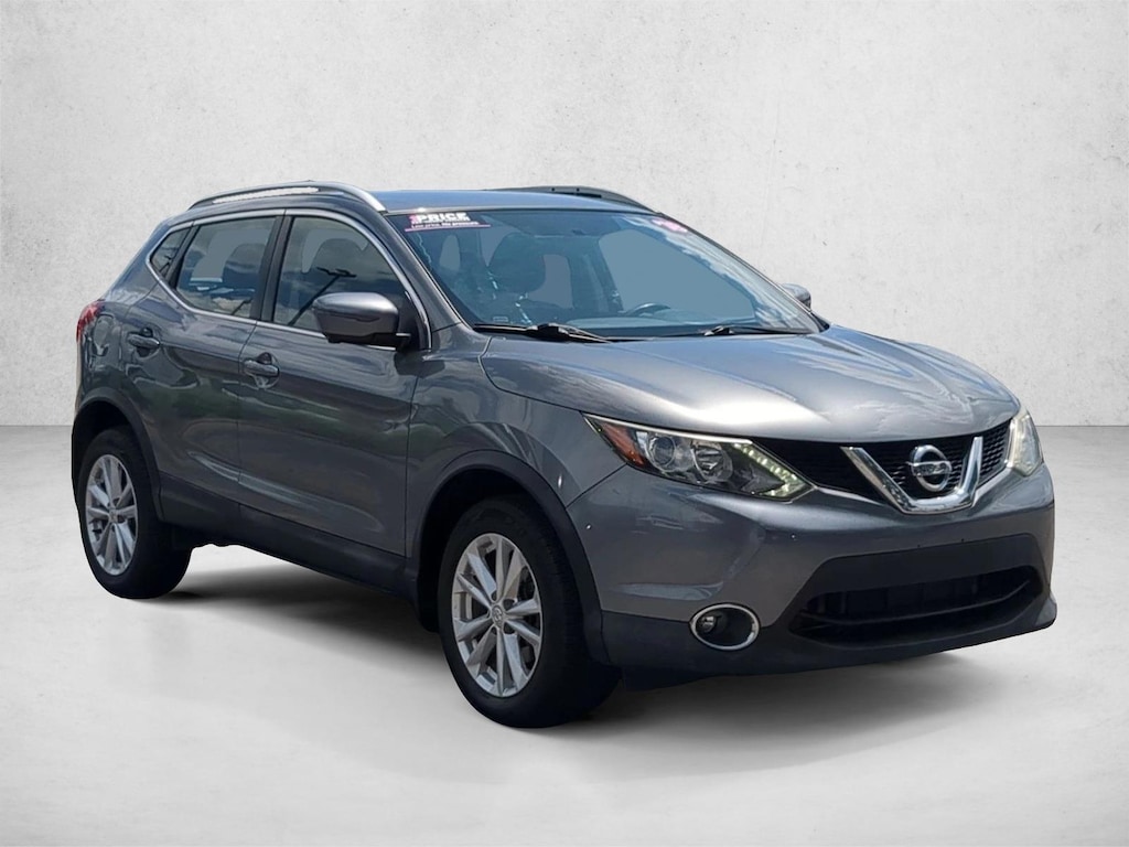Used 2018 Nissan Rogue Sport SV SUV
