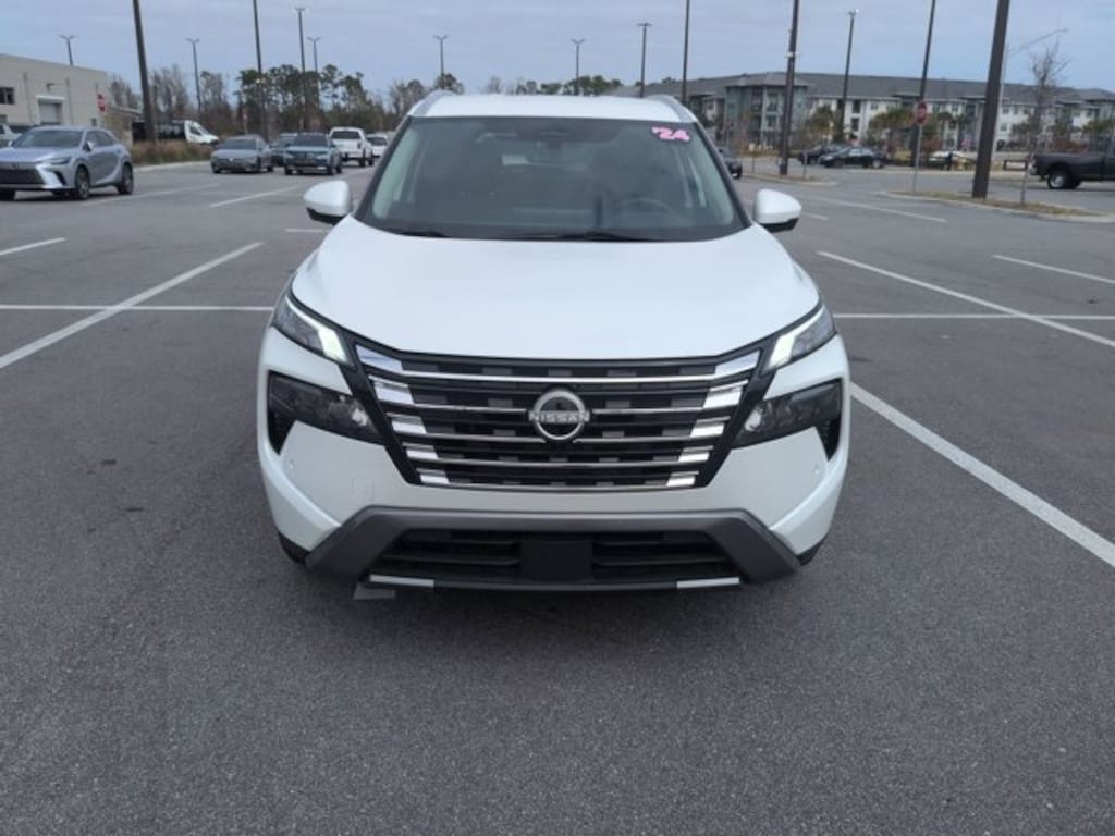 Used 2024 Nissan Rogue SL SUV