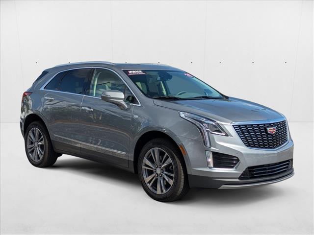 2025 Cadillac XT5 Premium Luxury photo 3