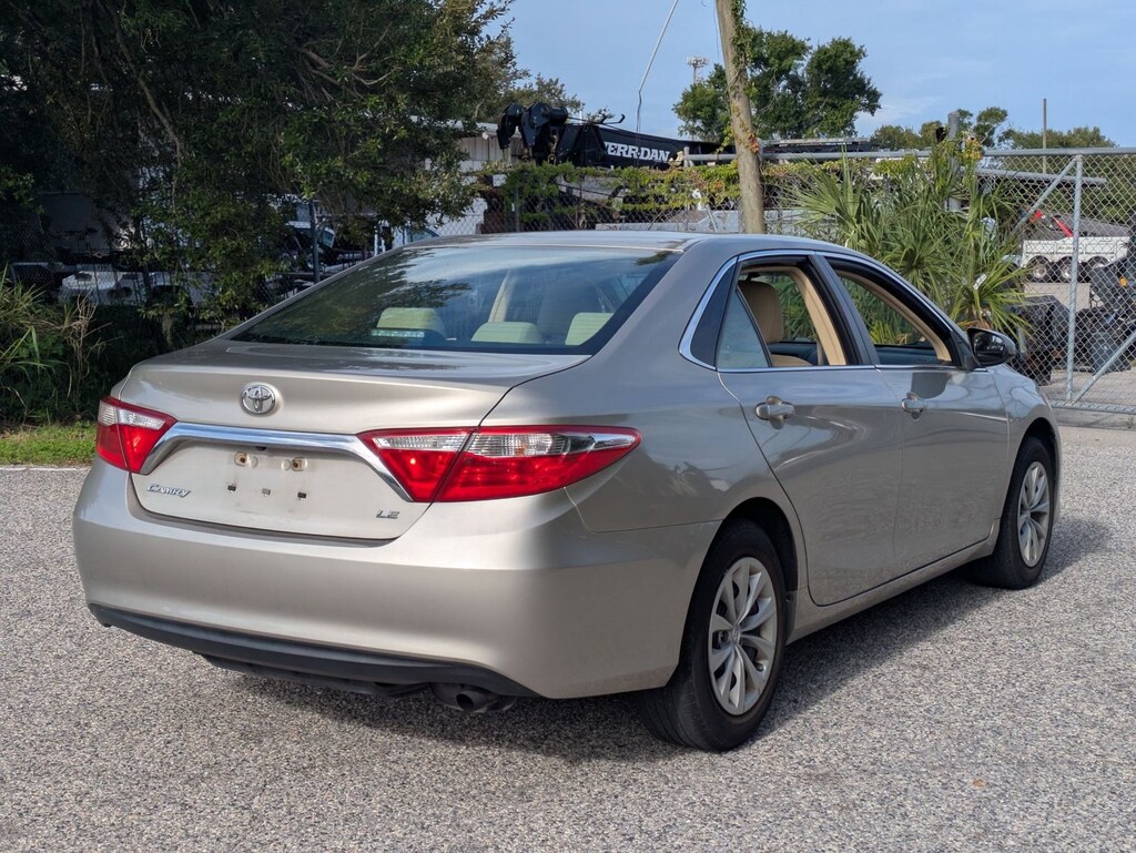 Used 2017 Toyota Camry LE Sedan