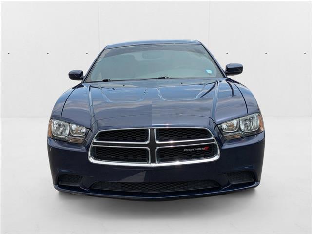 2014 Dodge Charger SE photo 2