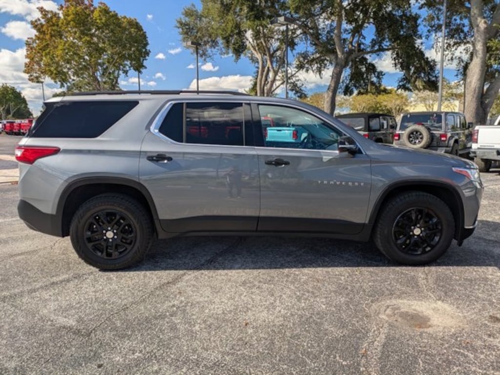 Used 2020 Chevrolet Traverse LT Leather SUV
