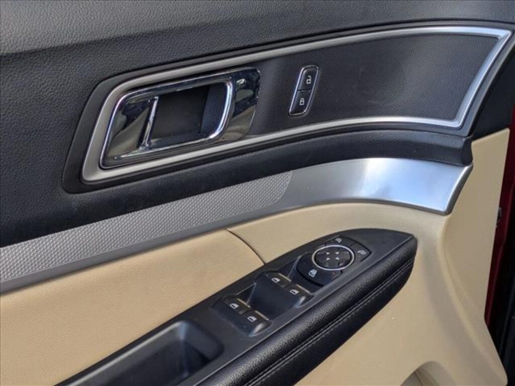 Used 2017 Ford Explorer XLT SUV