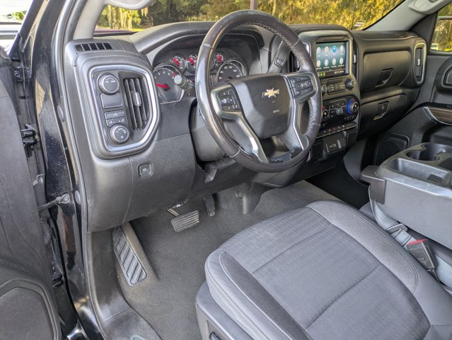 2021 Chevrolet Silverado 1500 LT photo 4