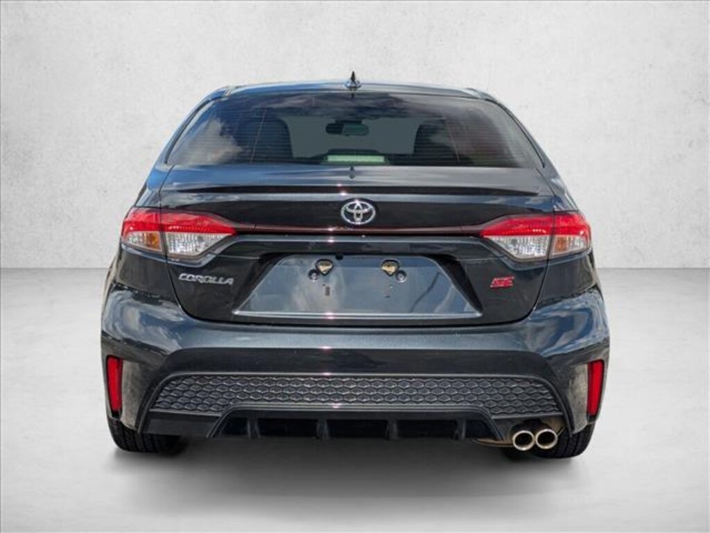 Used 2022 Toyota Corolla SE Sedan