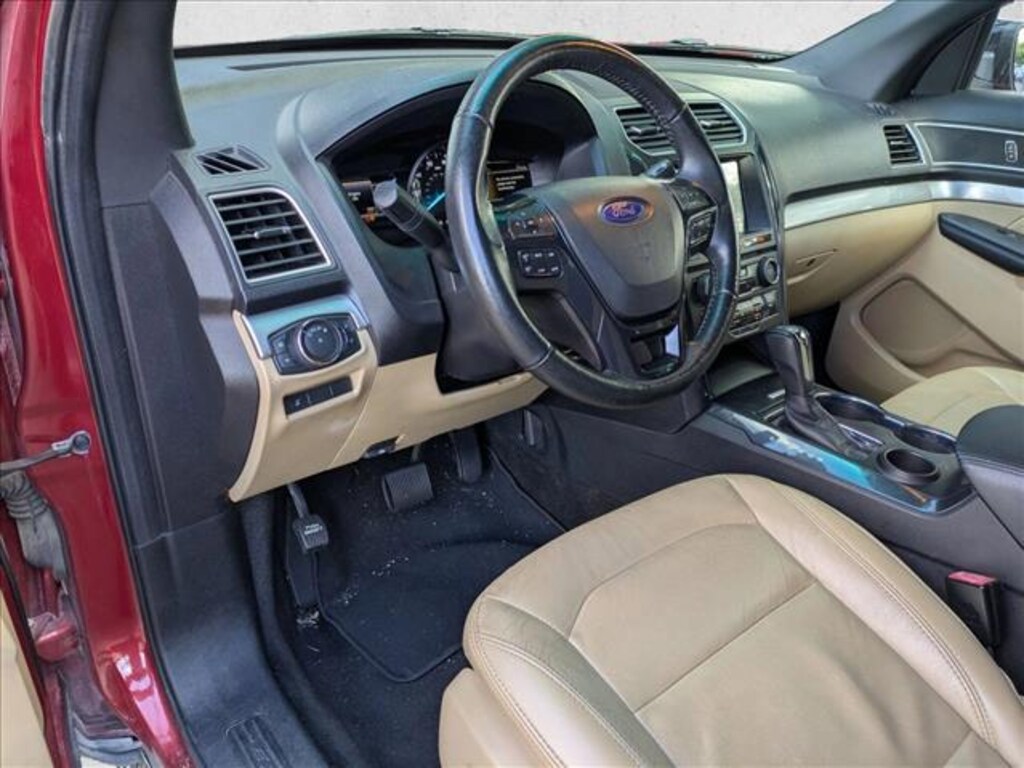 Used 2017 Ford Explorer XLT SUV