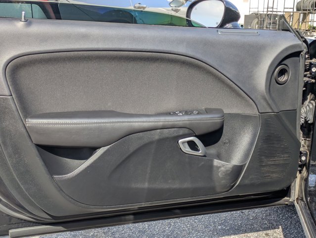 2018 Dodge Challenger SXT photo 2