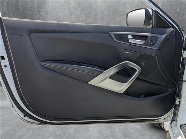 Used 2015 Hyundai Veloster Base with VIN KMHTC6AE6FU238871 for sale in Pembroke Pines, FL