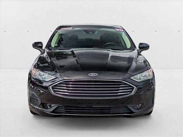 2020 Ford Fusion SE photo 2
