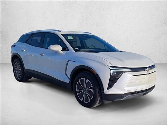2024 Chevrolet Blazer EV photo 3