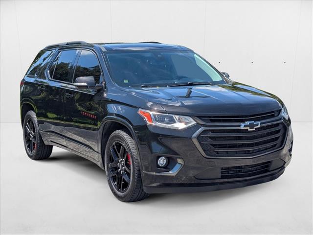 2018 Chevrolet Traverse Premier photo 2