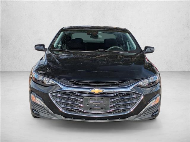 2024 Chevrolet Malibu 1LT photo 2