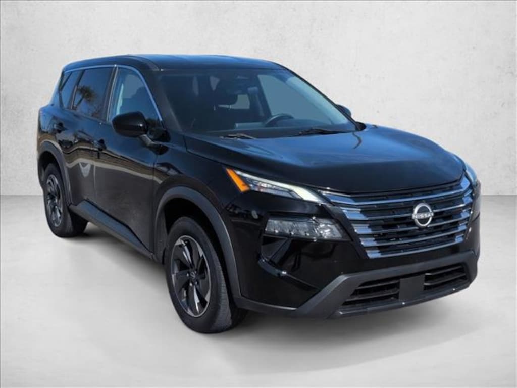 Used 2024 Nissan Rogue SV SUV