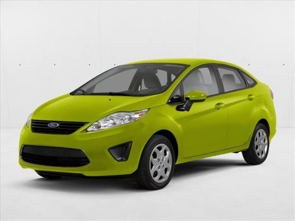 Used 2013 Ford Fiesta SE Sedan
