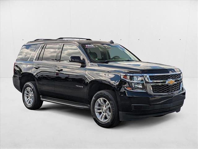 2017 Chevrolet Tahoe LT photo 3