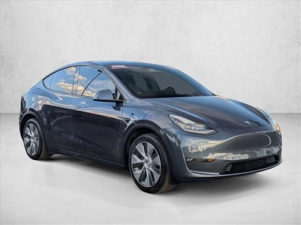 Used 2021 Tesla Model Y Standard Range SUV
