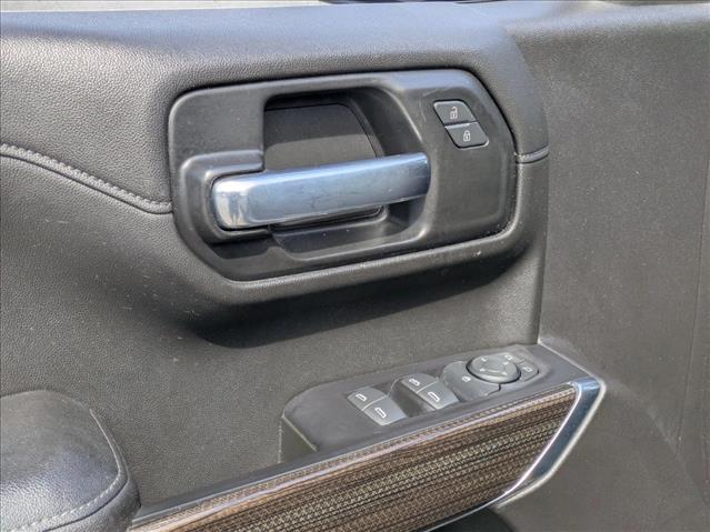 2021 Chevrolet Silverado 1500 RST photo 2