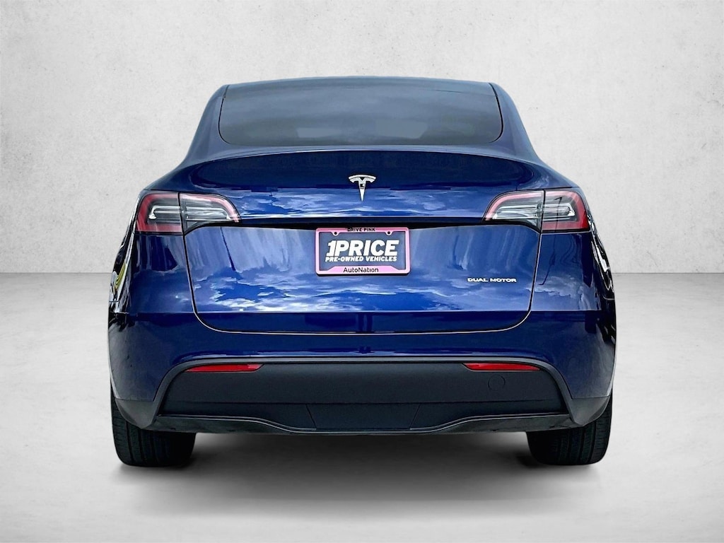 Used 2024 Tesla Model Y Long Range SUV