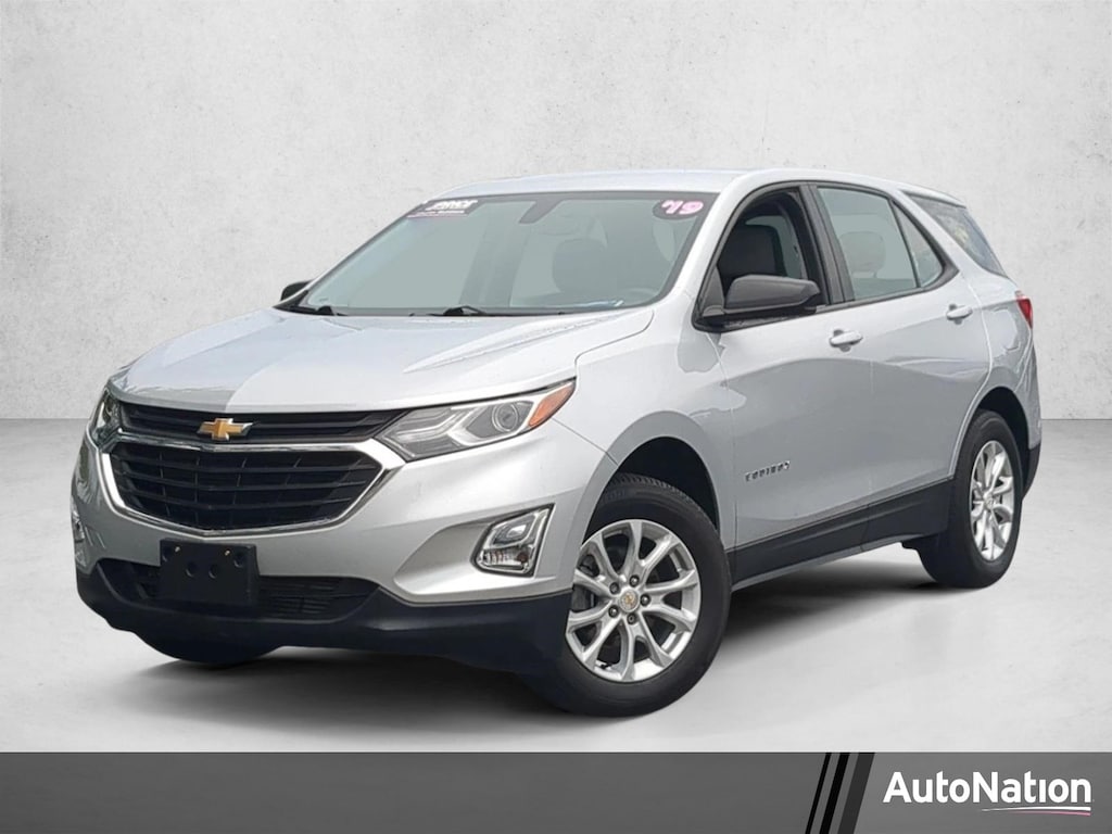 Used 2019 Chevrolet Equinox LS SUV