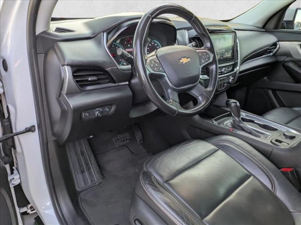 Used 2020 Chevrolet Traverse LT Leather SUV